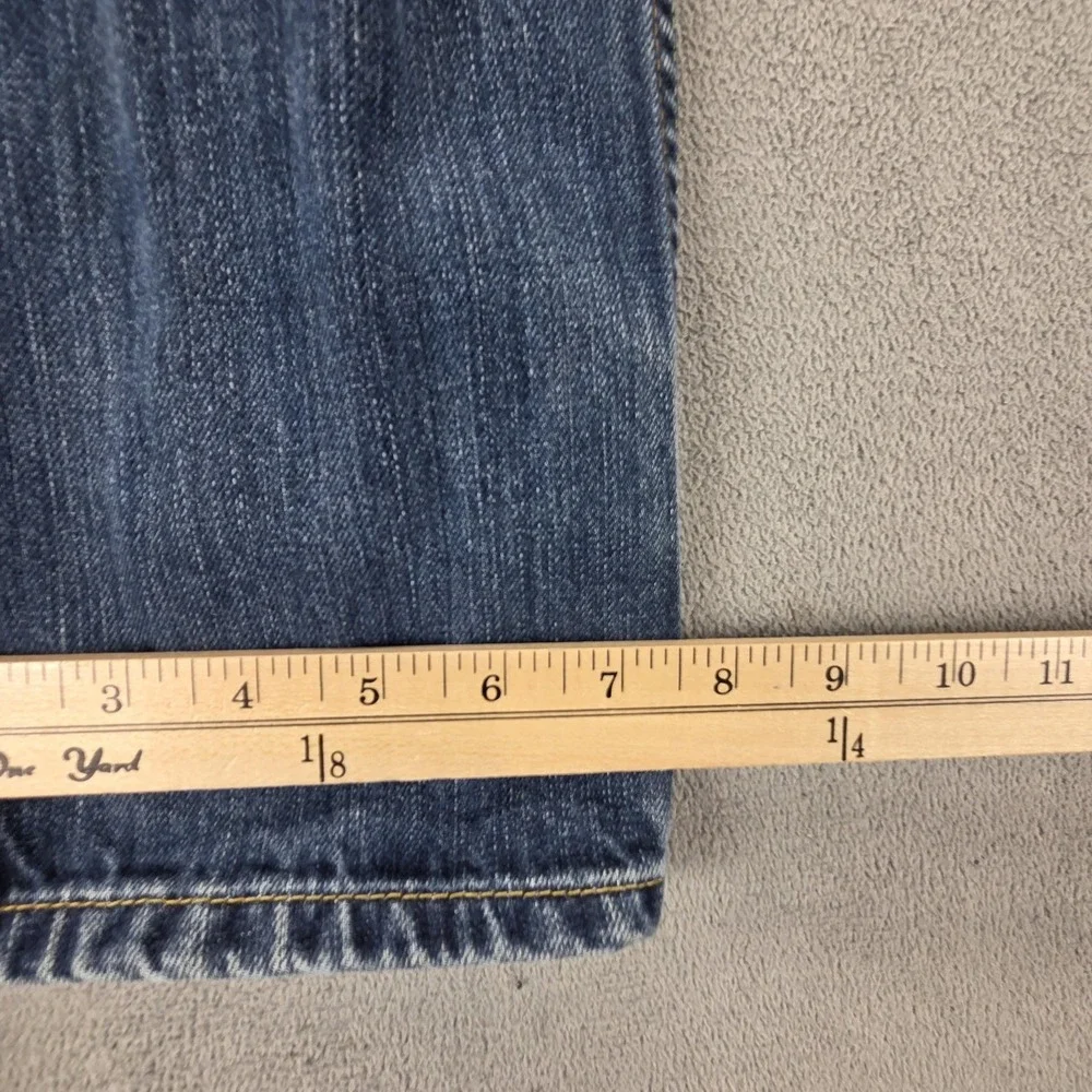Vintage Levis Engineered Jeans Mens Blue Zip Fly Medium Wash Fits 30x32
